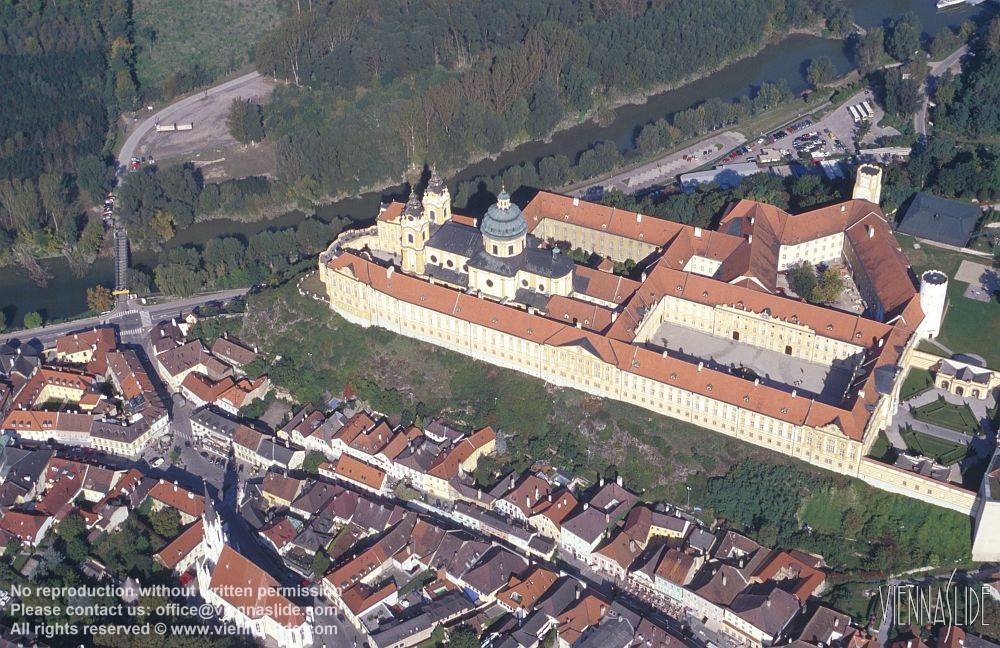 Viennaslide 04202299 jpg