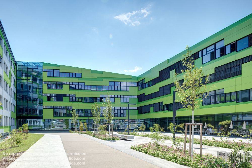 Viennaslide 04211713f jpg