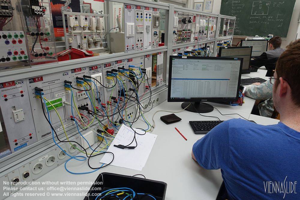 Viennaslide 04211810 jpg