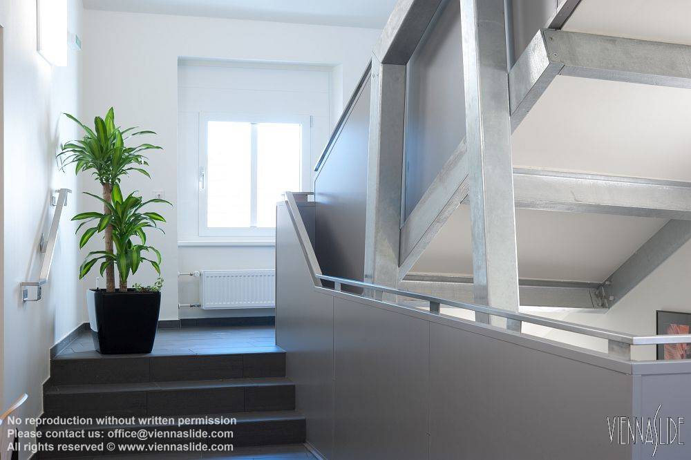 Viennaslide 04361136 jpg