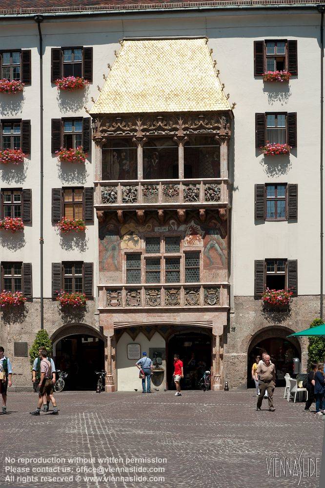 Viennaslide 04611112 jpg