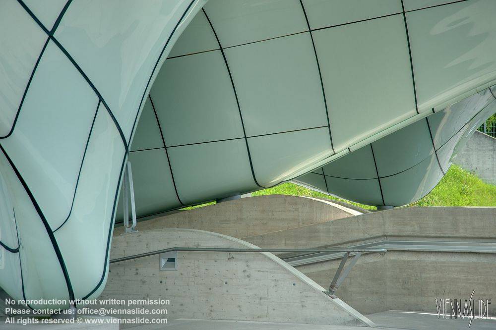 Viennaslide 04618117f jpg