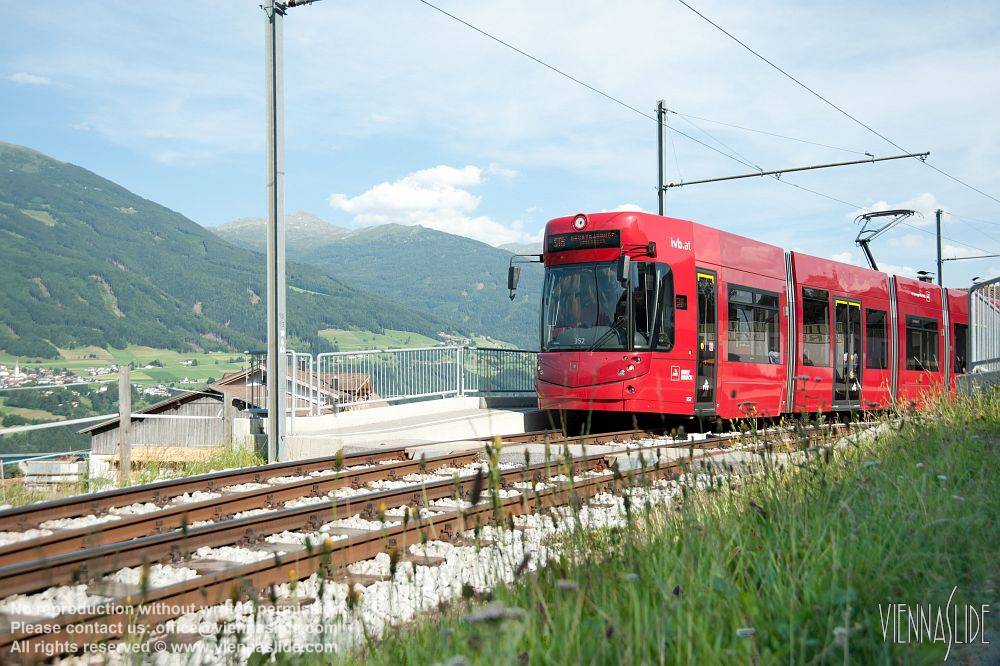 Viennaslide 04619909 jpg