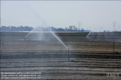 Viennaslide-04220117 Felder bei Aderklaa im Marchfeld, künstliche Bewässerung // Farmland in Austria near Aderklaa, artificial irrigation