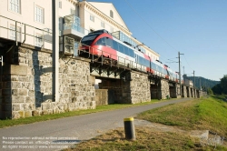 Viennaslide-04222420 Österreich, Regionalbahn Wien-Fischamend (S7) in Hainburg - Austria, Hainburg, Commuter Train