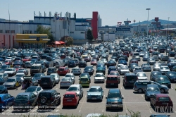 Viennaslide-04300117 Einkaufsverkehr im Süden von Wien, Shopping City Süd