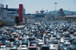 Viennaslide-04300118 Einkaufsverkehr im Süden von Wien, Shopping City Süd