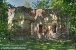 Viennaslide-04301228h Nach 1780 wurde unter Kaiser Joseph II., dem Sohn Maria Theresias, der ungefähr 250 ha große Schlosspark in einen englischen Landschaftsgarten umgestaltet.