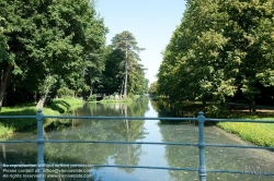 Viennaslide-04301233 Nach 1780 wurde unter Kaiser Joseph II., dem Sohn Maria Theresias, der ungefähr 250 ha große Schlosspark in einen englischen Landschaftsgarten umgestaltet.