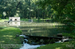 Viennaslide-04301243 Nach 1780 wurde unter Kaiser Joseph II., dem Sohn Maria Theresias, der ungefähr 250 ha große Schlosspark in einen englischen Landschaftsgarten umgestaltet.