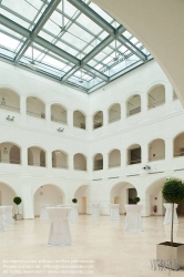 Viennaslide-04385364 Das Schloss Weinzierl befindet sich in Weinzierl, ein Ortsteil der niederösterreichischen Gemeinde Wieselburg-Land. In ihm ist das Francisco Josephinum untergebracht, eine Höhere Bundeslehr- und Forschungsanstalt für Landwirtschaft, Landtechnik und Lebensmittel- und Biotechnologie.