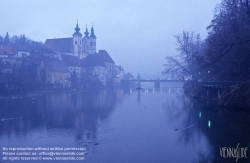 Viennaslide-04443002 Steyr ist eine Stadt in Oberösterreich und nach Linz und Wels die drittgrößte Stadt des Bundeslandes und die zwölftgrößte Stadt Österreichs. Die Statutarstadt am Zusammenfluss von Enns und Steyr ist Sitz der Bezirkshauptmannschaft des Bezirkes Steyr-Land.