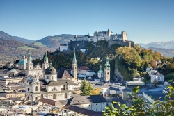 Viennaslide-04510814f Salzburg, Stadtpanorama vom Mönchsberg, im Hintergrund die Festung Hohensalzburg - Salzburg, Panoramic View with Hohensalzburg Castle in the Background