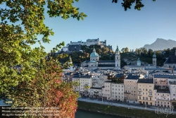 Viennaslide-04510826f Salzburg, Stadtpanorama vom Kapuzinerberg, im Hintergrund die Festung Hohensalzburg - Salzburg, Panoramic View with Hohensalzburg Castle in the Background