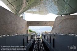 Viennaslide-04618128 Innsbruck, Hungerburgbahn, Stationsdesign von Zaha Hadid