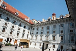 Viennaslide-04711133 Das Schloss Esterházy ist als einstige Fürstenresidenz ein Wahrzeichen der burgenländischen Landeshauptstadt Eisenstadt. Es ist im Besitz der Familie Esterházy.