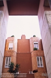 Viennaslide-05443112 Barcelona, Walden 7 von Ricardo Bofill, 1970 - Barcelona, Walden 7 by Ricardo Bofill, 1970