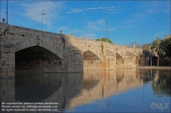 Viennaslide-05451103 Spanien, Valencia, Park im trockengelegten Flussbett des Turia, Pont de la Trinitat // Spain, Valencia, Garden in the bed of former River Turia, Pont de la Trinitat