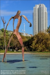 Viennaslide-05451106 Spanien, Valencia, Park im trockengelegten Flussbett des Turia, Escultura de Neptú // Spain, Valencia, Garden in the bed of former River Turia, Neptun Sculpture