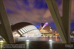 Viennaslide-05451795 Spanien, Valencia, Santiago Calatrava, Ciutat de les Arts i les Ciències, Stadt der Künste und Wissenschaften, l'Hemisfèric und Palau de les Arts Reina Sofía // Spain, Valencia, Santiago Calatrava, City of Arts an Sciences, Ciutat de les Arts i les Ciències, l'Hemisfèric and Palau de les Arts Reina Sofía