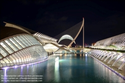 Viennaslide-05451796 Spanien, Valencia, Santiago Calatrava, Ciutat de les Arts i les Ciències, Stadt der Künste und Wissenschaften, l'Hemisfèric, Wissenschaftsmuseum, Agora und Pont de l'Assut de l'Or // Spain, Valencia, Santiago Calatrava, City of Arts an Sciences, Ciutat de les Arts i les Ciències, l'Hemisfèric, Science Museum, Agora and Pont de l'Assut de l'Or