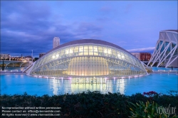 Viennaslide-05451802 Spanien, Valencia, Santiago Calatrava, Ciutat de les Arts i les Ciències, Stadt der Künste und Wissenschaften, L’Hemisfèric (Kino) // Spain, Valencia, Santiago Calatrava, City of Arts an Sciences, Ciutat de les Arts i les Ciències, L’Hemisfèric (Cinema)