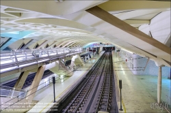 Viennaslide-05451938 Spanien, Valencia, U-Bahn-Station Alameda von Santiago Calatrava, 1995, Bahnsteigebene // Spain, Valencia, Metro Station Alameda by Santiago Calatrava, 1995, Platform Level