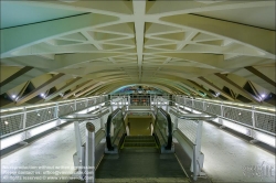 Viennaslide-05451941 Spanien, Valencia, U-Bahn-Station Alameda von Santiago Calatrava, 1995, Bahnsteigebene // Spain, Valencia, Metro Station Alameda by Santiago Calatrava, 1995, Platform Level