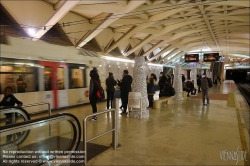 Viennaslide-05451944 Spanien, Valencia, U-Bahn-Station Alameda von Santiago Calatrava, 1995, Bahnsteigebene // Spain, Valencia, Metro Station Alameda by Santiago Calatrava, 1995, Platform Level