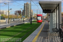 Viennaslide-05459417 Spanien, Valencia, Straßenbahnlinie 10, Bombardier Flexity Outlook, Haltestelle Oceanografic // Spain, Valencia, Tram Line 10, Bombardier Flexity Outlook, Oceanografic Station