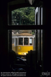 Viennaslide-05619127 Lissabon, Strassenbahn, Largo Santa Lucia - Lisboa, Tramway, Largo Santa Lucia