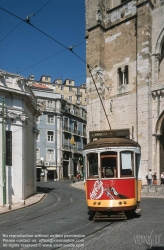 Viennaslide-05619138 Lissabon, Strassenbahn, Largo da Se - Lisboa, Tramway, Largo da Se