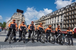 Viennaslide-05812122 Brüssel, Bruxelles, Place de Brouckere, Fahrradpolizei - Brussels, Place de Brouckere, Police on Bicycles