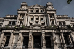 Viennaslide-05817711 Der Justizpalast von Brüssel (französisch Palais de Justice de Bruxelles, niederländisch Justitiepaleis van Brussel) ist das bedeutendste Gerichtsgebäude Belgiens. Es wurde zwischen 1866 und 1883 nach Plänen des Architekten Joseph Poelaert im Stil des Eklektizismus in der belgischen Hauptstadt Brüssel errichtet und war der größte Justizpalast des 19. Jahrhunderts.