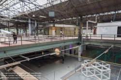 Viennaslide-05818437 Brüssel, Garage Citroen, Centre Georges Pompidou Kanal, provisorische Öffnung der Hallen zwischen 2018 und Sommer 2019 vor dem Umbau zum multifunktionalen Kulturzentrum (geplant bis 2022)