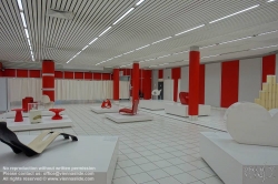 Viennaslide-05818442 Brüssel, Garage Citroen, Centre Georges Pompidou Kanal, provisorische Öffnung der Hallen zwischen 2018 und Sommer 2019 vor dem Umbau zum multifunktionalen Kulturzentrum (geplant bis 2022)