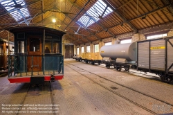 Viennaslide-05819913 Am 8. September 1887 wurde die mehrgleisige Nachbarschaftsbahnstrecke Schepdaal - Brüssel Ninoofsepoort in Betrieb genommen. Das Depot der Linie befindet sich in Schepdaal . Dieses Depot wurde ab dem 5. Mai 1962 als Nationalmuseum für die Nachbarschaftsbahnen genutzt. Bis 1968 diente das Depot noch als Straßenbahndepot für die Strecke Brüssel - Ninove (Linie Ni). Diese Straßenbahnlinie wurde am 21. Februar 1970 eingestellt.
1993 wurde das gesamte Gelände (Bahnhofsgebäude und Schuppen) geschützt. Das Museum wurde von Freiwilligen verwaltet und 1999 wegen Renovierungsarbeiten geschlossen. Zehn Jahre später, am 1. Juli 2009, wurde das Museum von der gemeinnützigen Organisation 