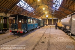 Viennaslide-05819935 Am 8. September 1887 wurde die mehrgleisige Nachbarschaftsbahnstrecke Schepdaal - Brüssel Ninoofsepoort in Betrieb genommen. Das Depot der Linie befindet sich in Schepdaal . Dieses Depot wurde ab dem 5. Mai 1962 als Nationalmuseum für die Nachbarschaftsbahnen genutzt. Bis 1968 diente das Depot noch als Straßenbahndepot für die Strecke Brüssel - Ninove (Linie Ni). Diese Straßenbahnlinie wurde am 21. Februar 1970 eingestellt.
1993 wurde das gesamte Gelände (Bahnhofsgebäude und Schuppen) geschützt. Das Museum wurde von Freiwilligen verwaltet und 1999 wegen Renovierungsarbeiten geschlossen. Zehn Jahre später, am 1. Juli 2009, wurde das Museum von der gemeinnützigen Organisation 