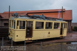 Viennaslide-05819963 Am 8. September 1887 wurde die mehrgleisige Nachbarschaftsbahnstrecke Schepdaal - Brüssel Ninoofsepoort in Betrieb genommen. Das Depot der Linie befindet sich in Schepdaal . Dieses Depot wurde ab dem 5. Mai 1962 als Nationalmuseum für die Nachbarschaftsbahnen genutzt. Bis 1968 diente das Depot noch als Straßenbahndepot für die Strecke Brüssel - Ninove (Linie Ni). Diese Straßenbahnlinie wurde am 21. Februar 1970 eingestellt.
1993 wurde das gesamte Gelände (Bahnhofsgebäude und Schuppen) geschützt. Das Museum wurde von Freiwilligen verwaltet und 1999 wegen Renovierungsarbeiten geschlossen. Zehn Jahre später, am 1. Juli 2009, wurde das Museum von der gemeinnützigen Organisation 