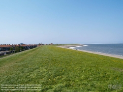 Viennaslide-05900202 Texelist eine Nordseeinsel in der niederländischen Provinz Nordholland sowie der Name der auf ihr liegenden Gemeinde. Die Insel ist die größte und westlichste der Westfriesischen Inseln. Sie ist ein beliebtes Tourismusziel; ihre abwechslungsreiche Landschaft beherbergt eine reichhaltige Tier- und Pflanzenwelt.