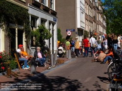 Viennaslide-05913019 Koninginnedag (deutsch Königinnentag) ist Nationalfeiertag in den Niederlanden, der jährlich am 30. April gefeiert wird. An diesem Tag feiern die Niederländer den Geburtstag ihrer Königin.