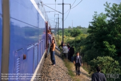 Viennaslide-05209912 Frankreich, SNCF, TGV, Panne am 24.5.2001 - France, SNCF Railroad, TGV, Breakdown on May 24, 2001