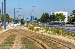 Viennaslide-05215924 Die Straßenbahn Caen (frz. Tramway de Caen) ist das Straßenbahnsystem der französischen Stadt Caen. Die Inbetriebnahme der ersten Linien erfolgte am 27. Juli 2019. Alle Linien nutzen in der Innenstadt von Caen einen gemeinsamen Streckenabschnitt.