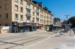 Viennaslide-05215936 Die Straßenbahn Caen (frz. Tramway de Caen) ist das Straßenbahnsystem der französischen Stadt Caen. Die Inbetriebnahme der ersten Linien erfolgte am 27. Juli 2019. Alle Linien nutzen in der Innenstadt von Caen einen gemeinsamen Streckenabschnitt.