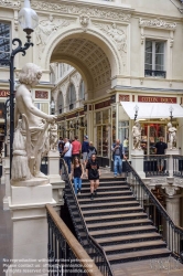 Viennaslide-05221205 Die Passage Pommeraye ist eine historische Einkaufspassage im Zentrum von Nantes, benannt nach seinem Erbauer Louis Pommeraye. Der Bau begann Ende 1840 und wurde am 4. Juli 1843 abgeschlossen.