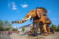 Viennaslide-05221619 Nantes, Les Machines d'Ile, Der große Elefant - Nantes, Les Machines d'Ile, The Great Elephant