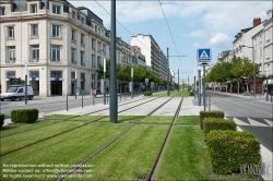 Viennaslide-05222931 Angers, Rue de Létanduère, moderne Straßenbahn - Angers, Rue de Létanduère, modern Tramway