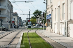 Viennaslide-05222933 Angers, Rue de Létanduère, moderne Straßenbahn - Angers, Rue de Létanduère, modern Tramway