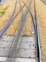 Viennaslide-05231610 Bordeaux, Straßenbahn, vertrocknetes Rasengleis - Bordeaux, Tramway, dry lawn track