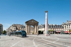 Viennaslide-05231748 Die Place Victiore (Siegesplatz) ist einer der wichtigsten Plätze der Stadt Bordeaux. Sehenswürdigkeiten sind das Tor von Aquitanien und der Obelisk des Siegesplatzes.